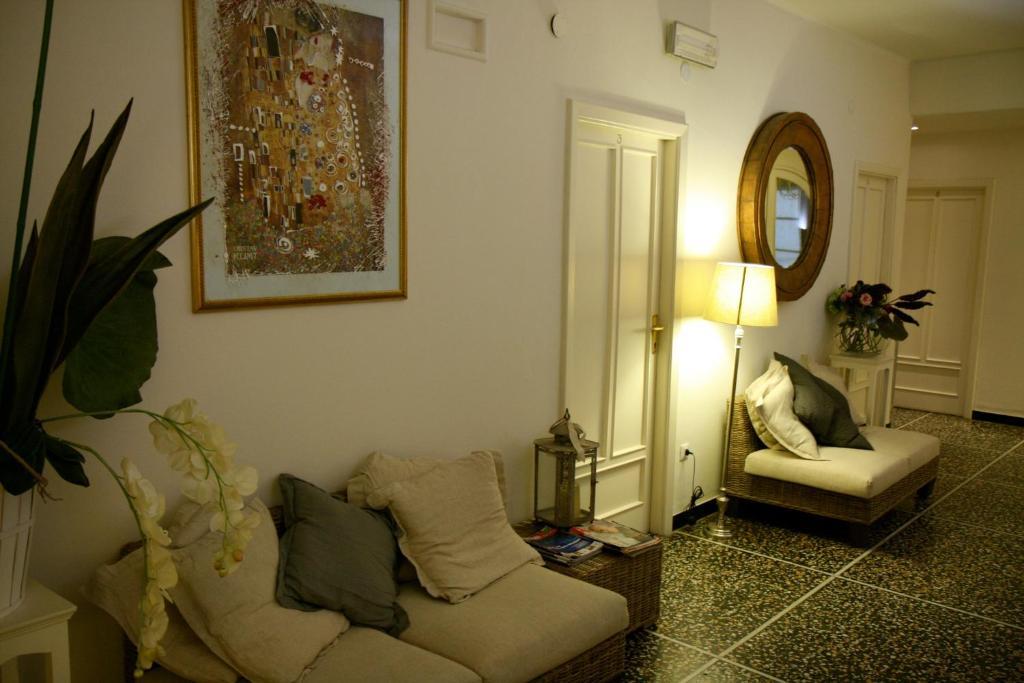 Hotel Gabbiano Alassio Exterior photo