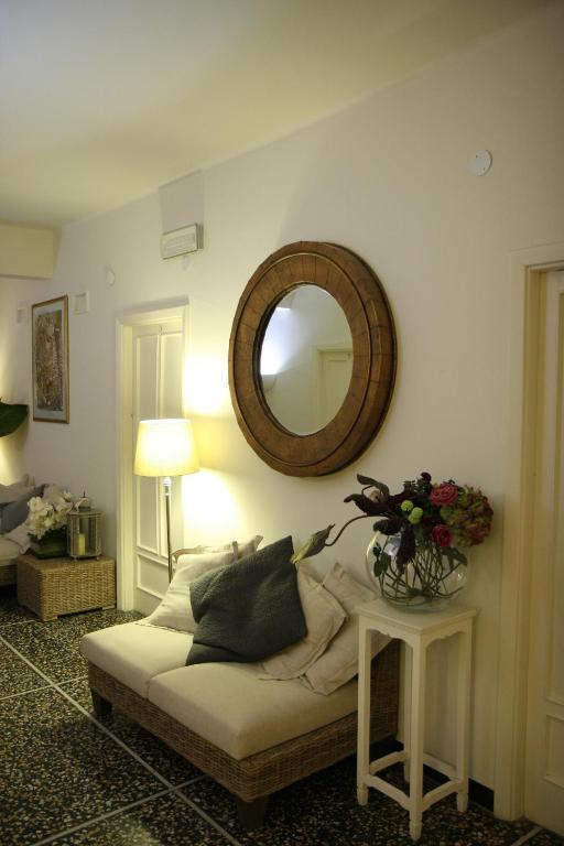 Hotel Gabbiano Alassio Exterior photo